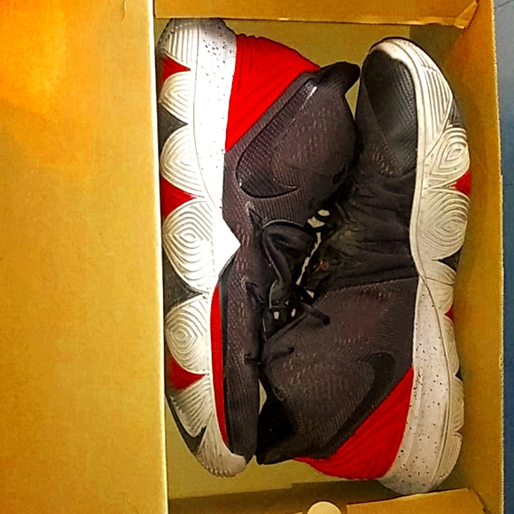 nike kyrie 5 red and black